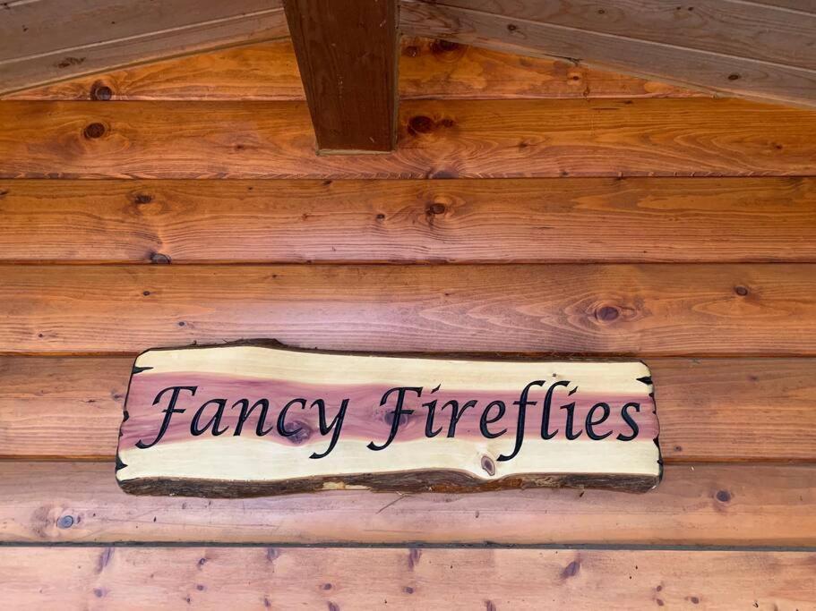 Fancy Fireflies Cabin ヘイワード エクステリア 写真